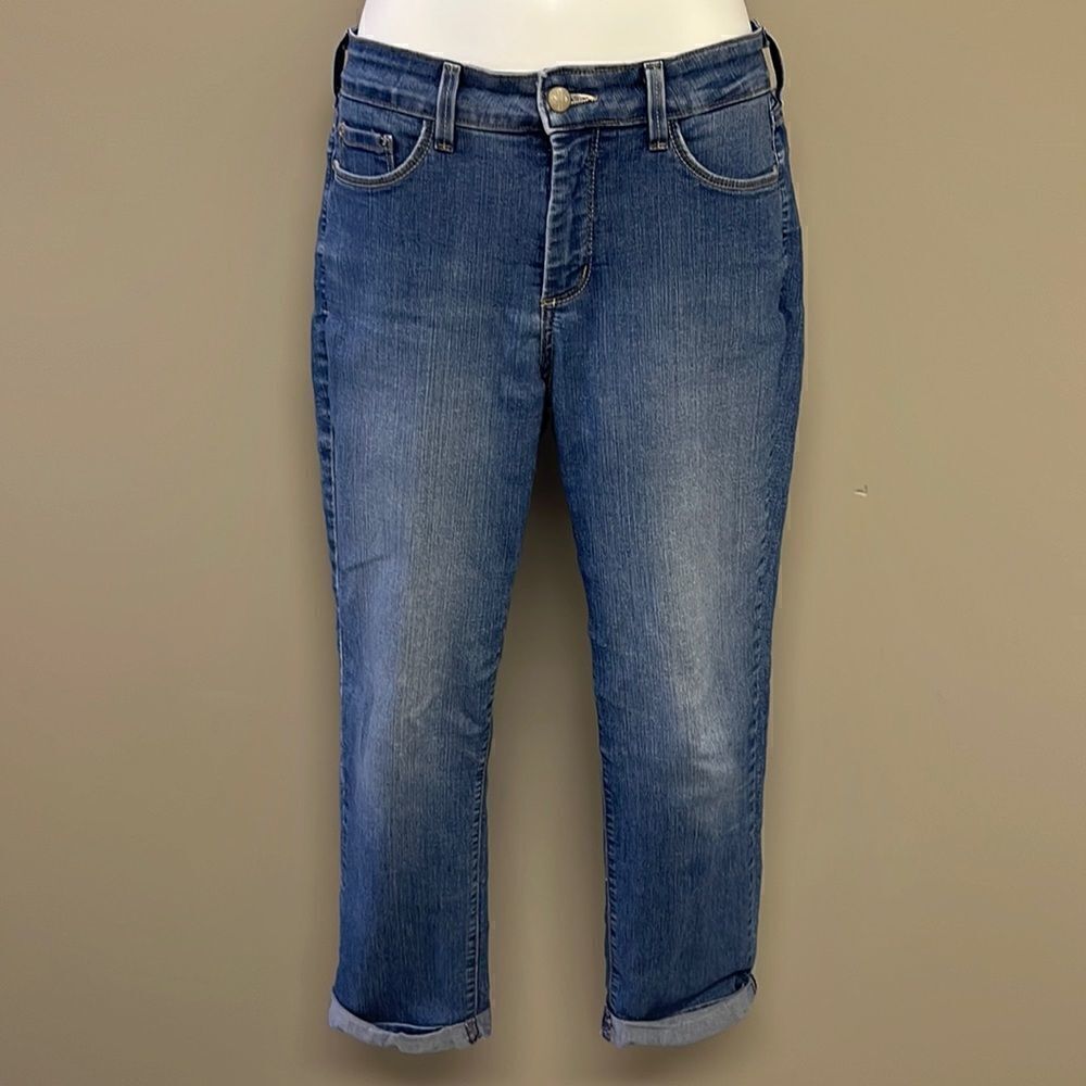 NYDJ LiftTuck Technology Lt. Wash 5 Pocket Zip/Button Distress Ankle Jeans- Sz 6